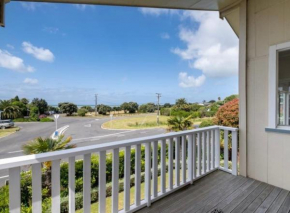 Beach front home stay - Entire home